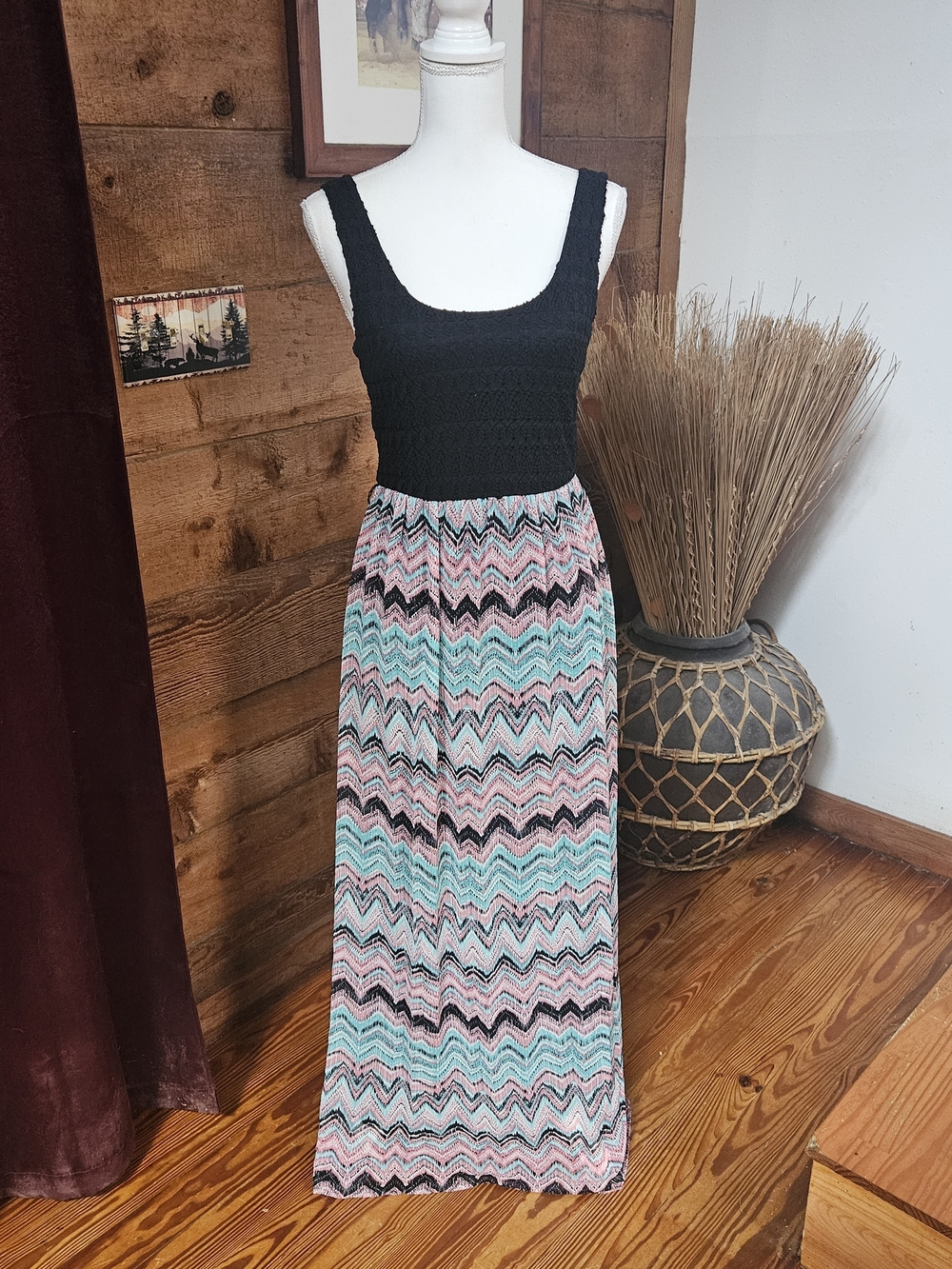 Lily Rose Black Top Maxi Skirt with Pink & Aqua Chevron